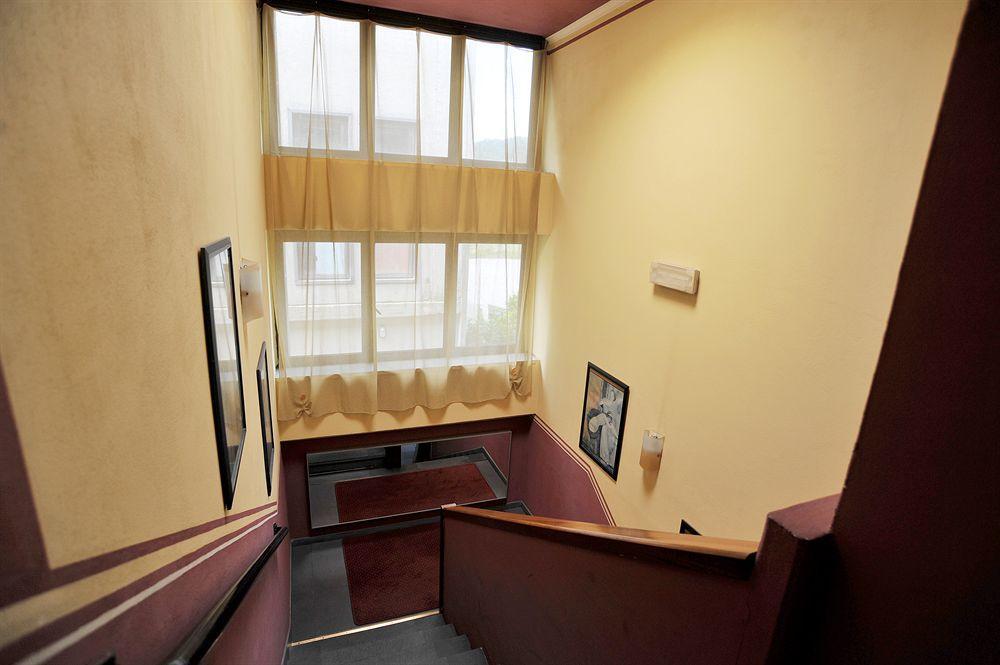 Hotel Cristallo Barga Fornaci di Barga エクステリア 写真