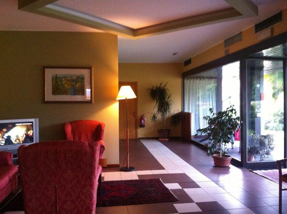 Hotel Cristallo Barga Fornaci di Barga エクステリア 写真